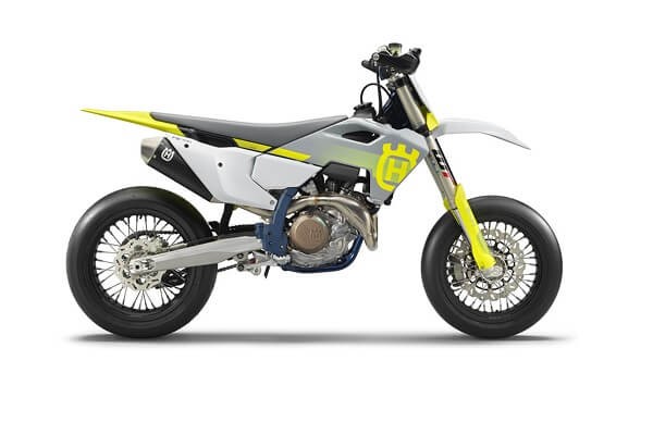 2024 Husqvarna FS 450, un supermoto rapid si manevrabil